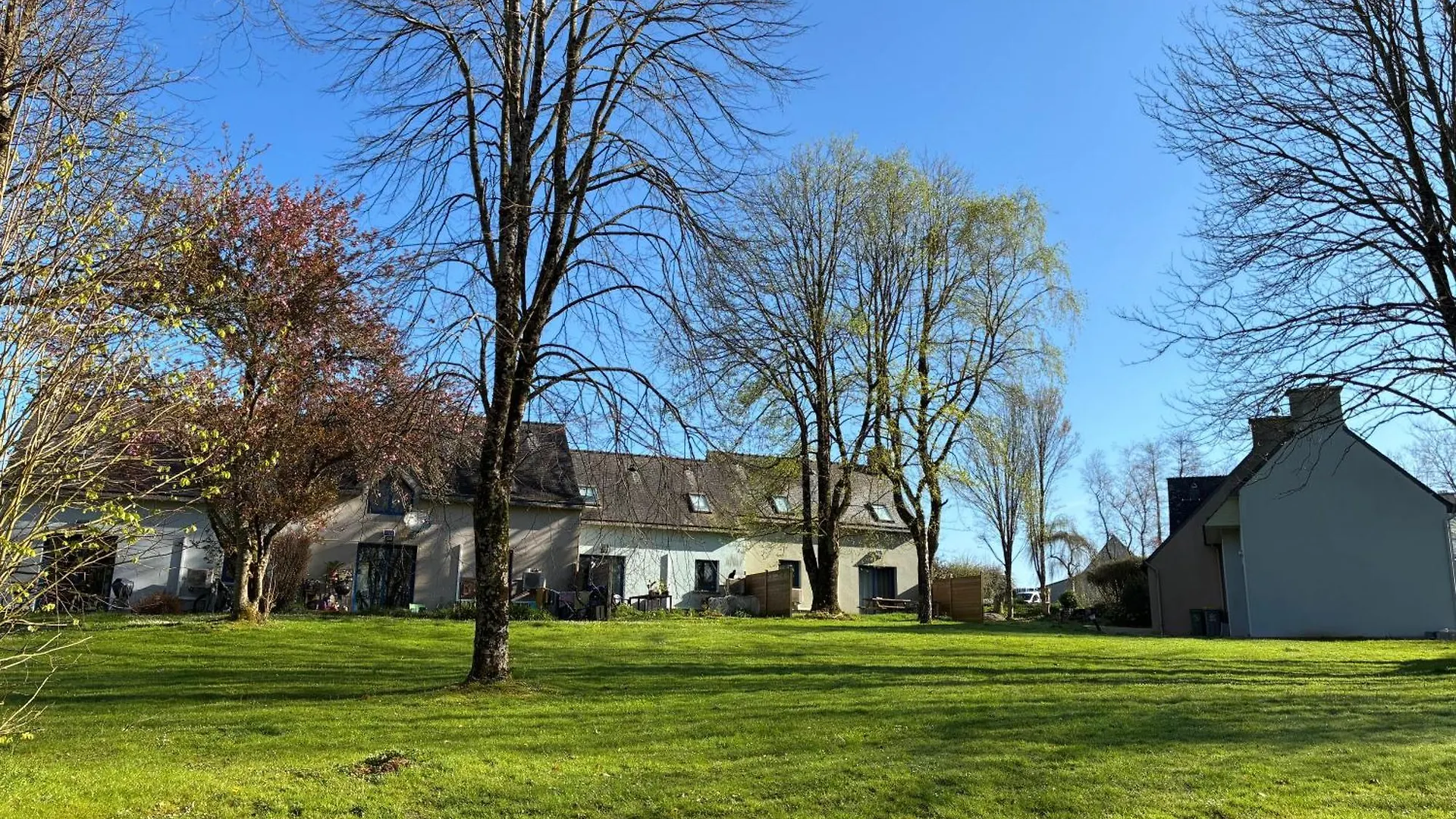 Le Village Du Moulin Sizun